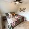 The Coop NEW A-frame with Hot Tub and Fire Pit - فلات روك