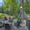 Enchanted Forest Cabin And Teepee! Lights & Laser Show! Private Hot Tub! Unique Stay! - سيفيرفيل