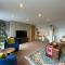 Brixham View House -Spectacular views over the bay and close to beach with parking - Goodrington