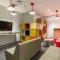 The Declan Suites San Diego