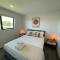 Stylish and Sleek Auckland Stay - Auckland