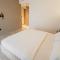 Luxurious 3 bedrooms Apartment Maryam Island by Stay Bnb