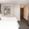 Sheraton Minneapolis West Hotel