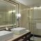 Sheraton Grand Pune Bund Garden Hotel