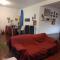 Ubatuba Surf Hostel, apenas a 60 metros da praia da Lagoinha!