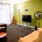 Awesome Coventry Home for Business Contractors and Suitable for families with Free Parking 14mins from NEC - كوفينتري