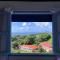 Cheerful 3 bedroom home with stunning views