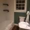 Unit-B Stylish Apt near Addison metro & downtown Washington DC - 国会山高地