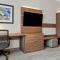 Holiday Inn Express Hotel & Suites Marion by IHG