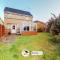 3 Bed Detached House By B and R Serviced Accommodation Amesbury With Free Parking & Garden - Amesbury