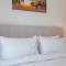 Comfy 1-Bedroom Apartment Perfect for 4 in JLT - Dubaj