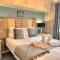 Welsh Villa-Hot Tub-Tenby-Carmarthen-Forestsetting