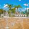 Newly Renovated LAKEVIEW Vista Cay Condo