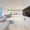 Bright 2-Bed Flat Near Hanger Lane & Park Royal - Londýn