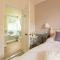 The Bailey Shepherds Hut and Holiday Cottage