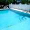 See Belize RELAXING Sea View Studio with Infinity Pool & Overwater Deck - Belize City