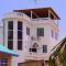 See Belize RELAXING Sea View Studio with Infinity Pool & Overwater Deck - Belize City