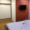 Boracay Family Retreat 2BR Suite RM3, Pool Access - 长滩岛