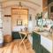 Poppie's Shepherds Hut at Shepherds Lodge - Nottingham