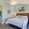 2 B, Three Bedroom Townhome