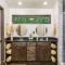 Designer Getaway-Hot Tub, 4 Minutes to Dahlonega