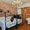 VILLA LAGO GROUND FLOOR- Pet friendly stay-private garden-parking-Lake view - Bike friendly holiday house