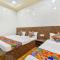 FabHotel Maa Gayatri Sadan - Nr Pram Mandir Shree Banke Bihari Temple