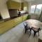 Vaste appartement avec parking gratuit, borne dispo et espace de travail - 伊尔基希-格拉芬斯塔登