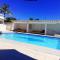 Becky Homes Diani Beach- 4BR with AC and Swimming Pool