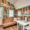 Private Dock and Fire Pit Gantt Lake Getaway! - 安达卢西亚