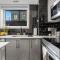 NEW Stylish 1BR Apartment With BBQ and Situated Close to the Falls and Can Sleep 4 Guests - Niagara Falls