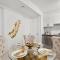 Elegant 2BR Suite with Parking, Only 7 Mins to Niagara Falls and Sleeps 4 Guests - 尼亚加拉瀑布