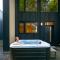 Calmwater Retreat New 2 br Hot Tub - Ucluelet