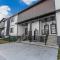 BRAND NEW and Stylish 2BR Suite With Sofa Bed, Located 7 Mins From Niagara Falls and can Sleep 6 Guests - Niagara Falls
