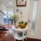 Stunning View room-Steps to Bondi Beach