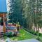 Riverfront Chalet Near Skiing, Lakes, Mtns & Leavenworth