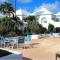 Deluxe Ocean View Villas - Just Steps From White Sand Beaches