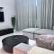 A Luxurious 2 Bedroom Emaar Beachfront Apartment in Palm Jumeirah - 迪拜