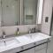 A Luxurious 2 Bedroom Emaar Beachfront Apartment in Palm Jumeirah