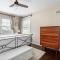 Comfy, quiet & private 2BR home - Mission