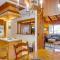 Strawberry Creek Gem with Deck, Walk to Town! - Айдлуайлд