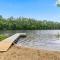 A Serene A-Frame Cabin with Hot Tub - أكسفورد