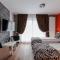 Alex Rooms