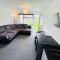 2 Bedroom Chalet SB172, Sandown Bay, Isle of Wight, Free WiFi - Isle of Wight