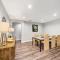 Stunning Hilltop 5BR With View And Hot Tub! - Lakeside Park