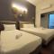 TG103a Pet Friendly 15pax, near beach side - 丹绒武雅