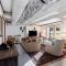 2403 Waterway Blvd