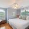 8 53rd Avenue