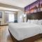 Clarion Pointe Louisville East