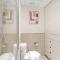 Luxe 2BR with Marina View in JBR and Walk to the Beach - 迪拜